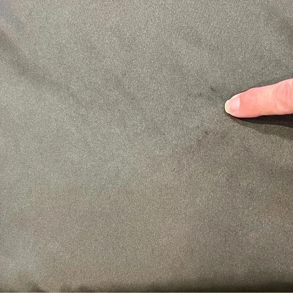 ✨H&M Dark Gray Silky Button down blouse size medium - Picture 6 of 9